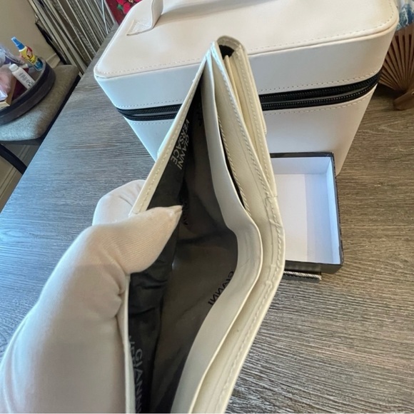 Gianni Versace Sunburst compact wallet white leather - Picture 13 of 16